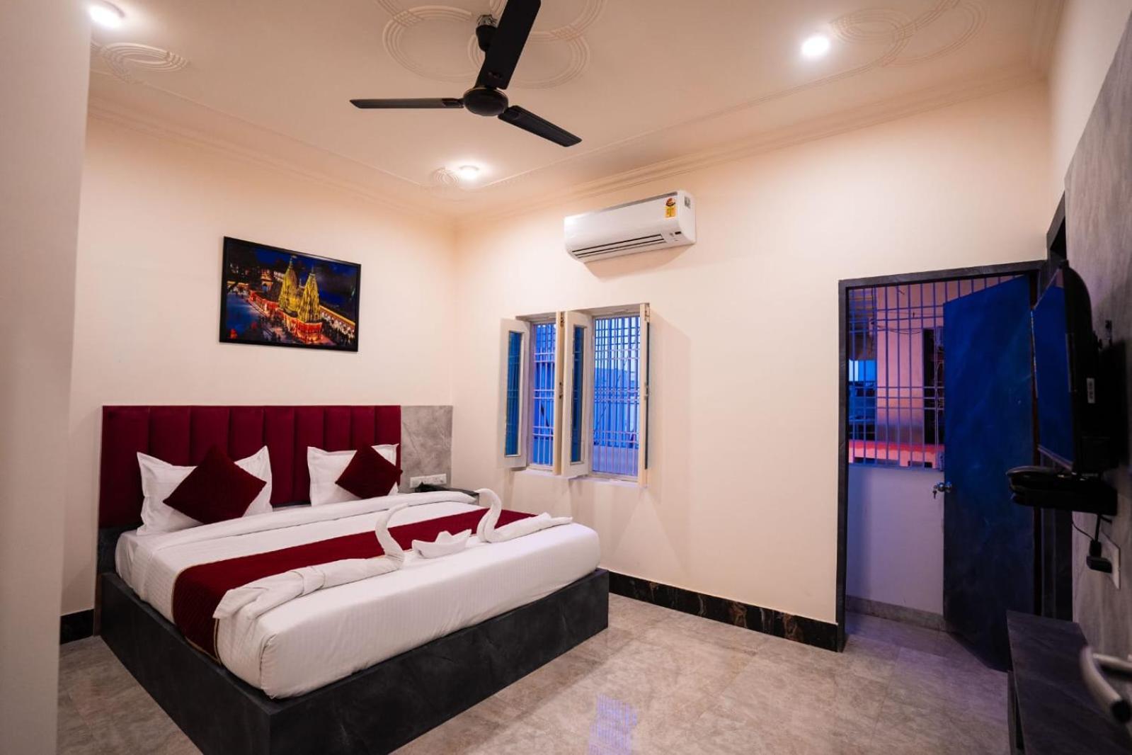 Hotel Jsr Kedar Varanasi Ngoại thất bức ảnh
