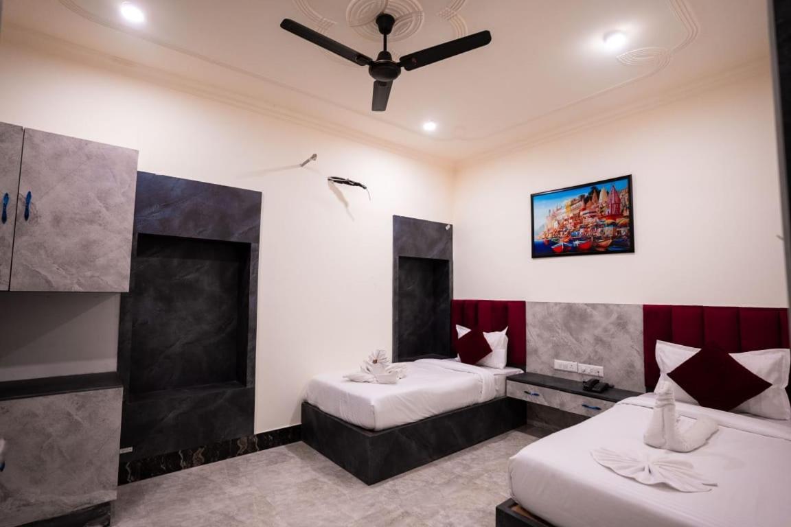 Hotel Jsr Kedar Varanasi Ngoại thất bức ảnh